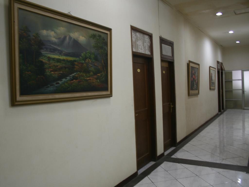 Wisma Bonang Guest House Jakarta Exterior photo